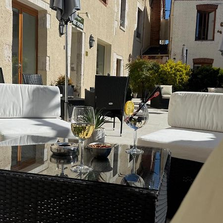 Hotel Burgevin Sully-sur-Loire Bagian luar foto